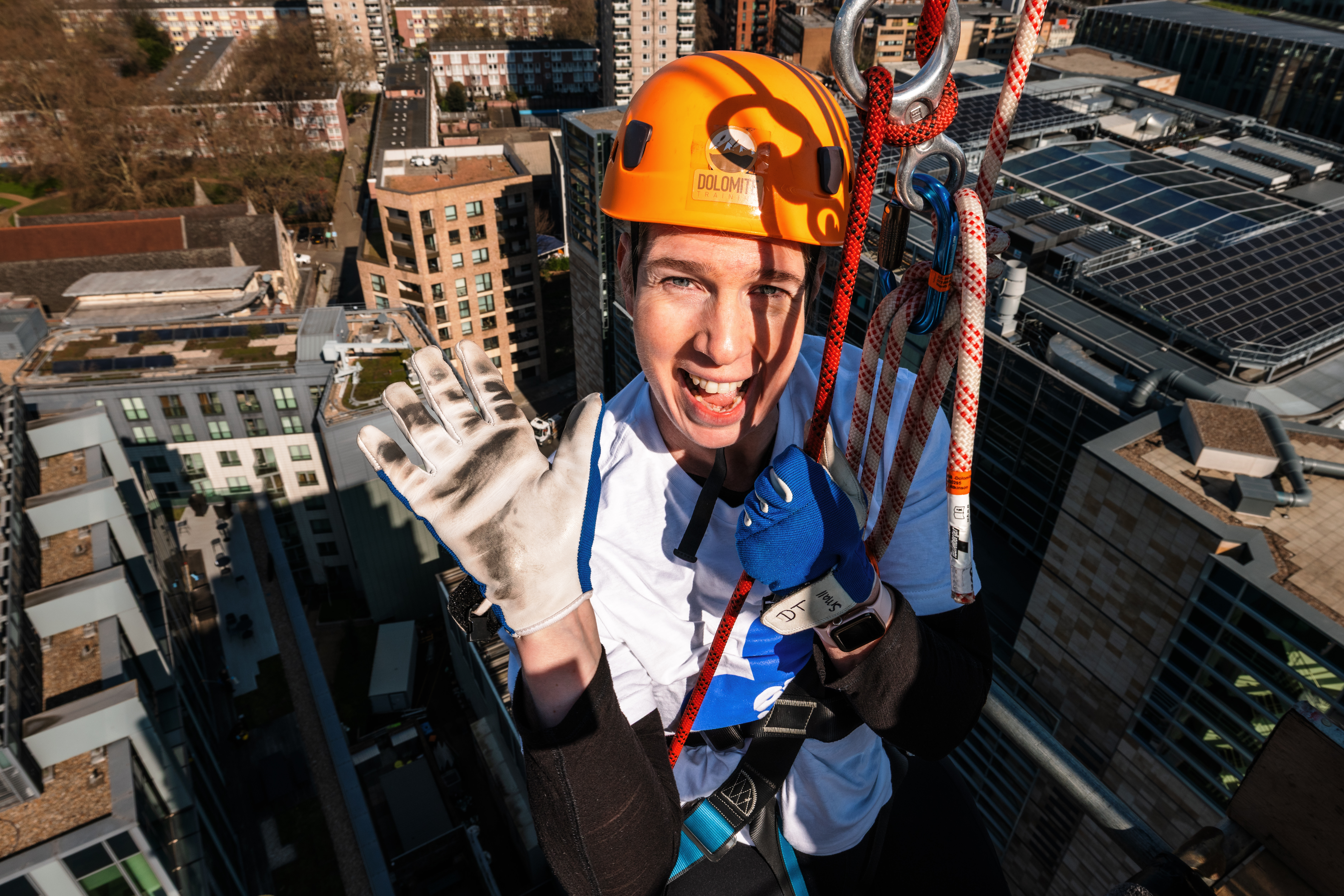 11 - 12pm: Vanessa Roof 2