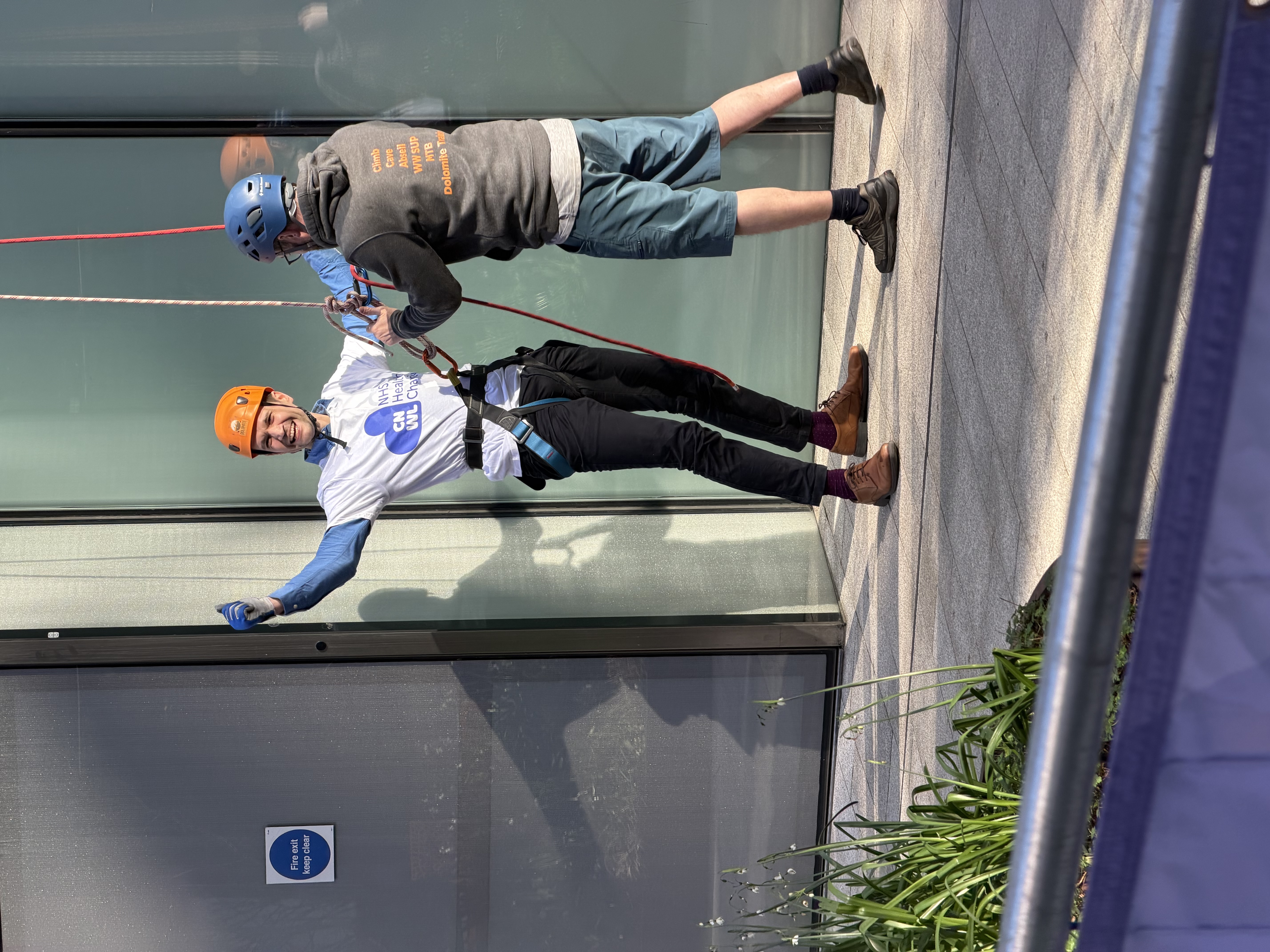 2-3pm: Shaun landing