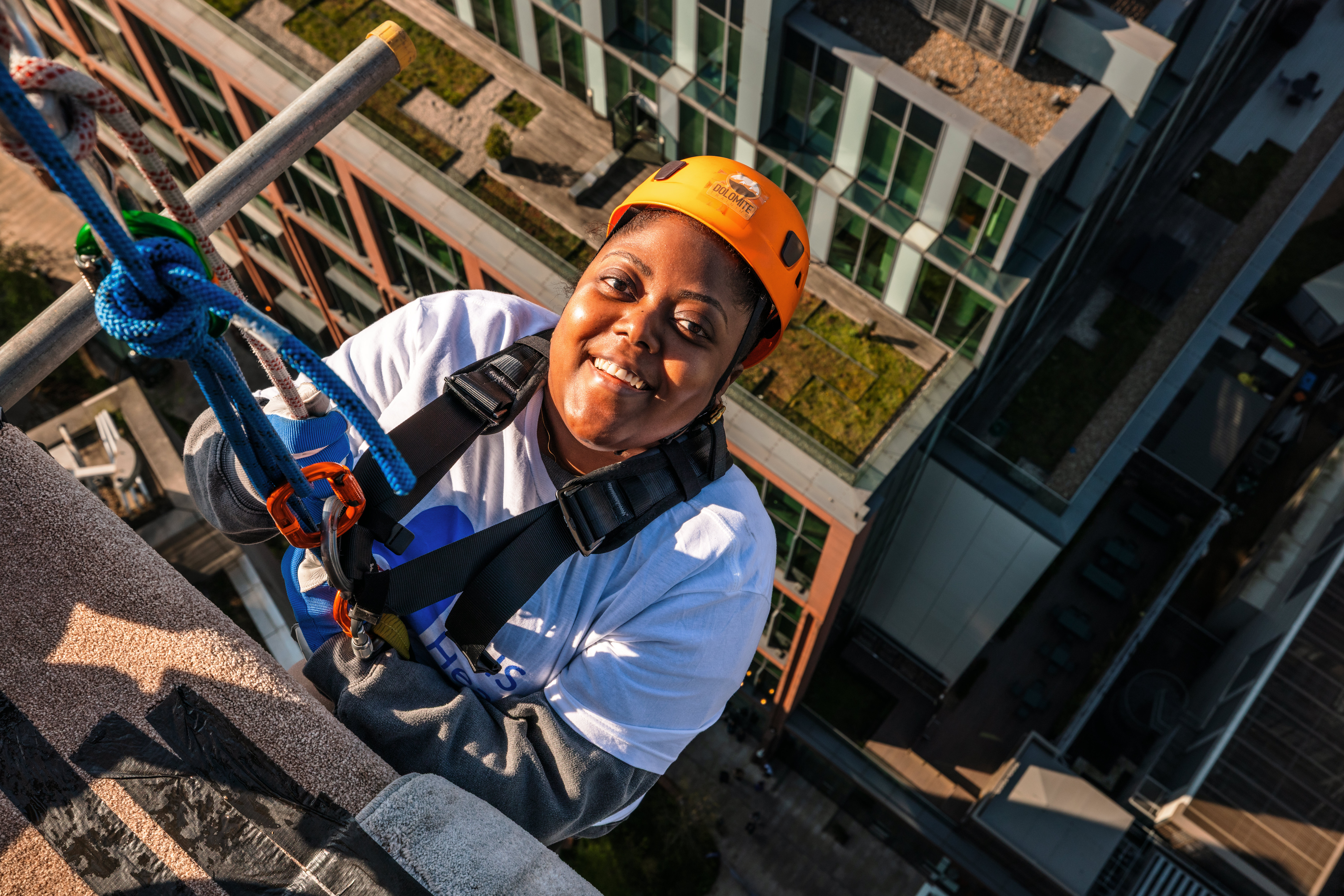 2-3pm: Rhiann roof 2