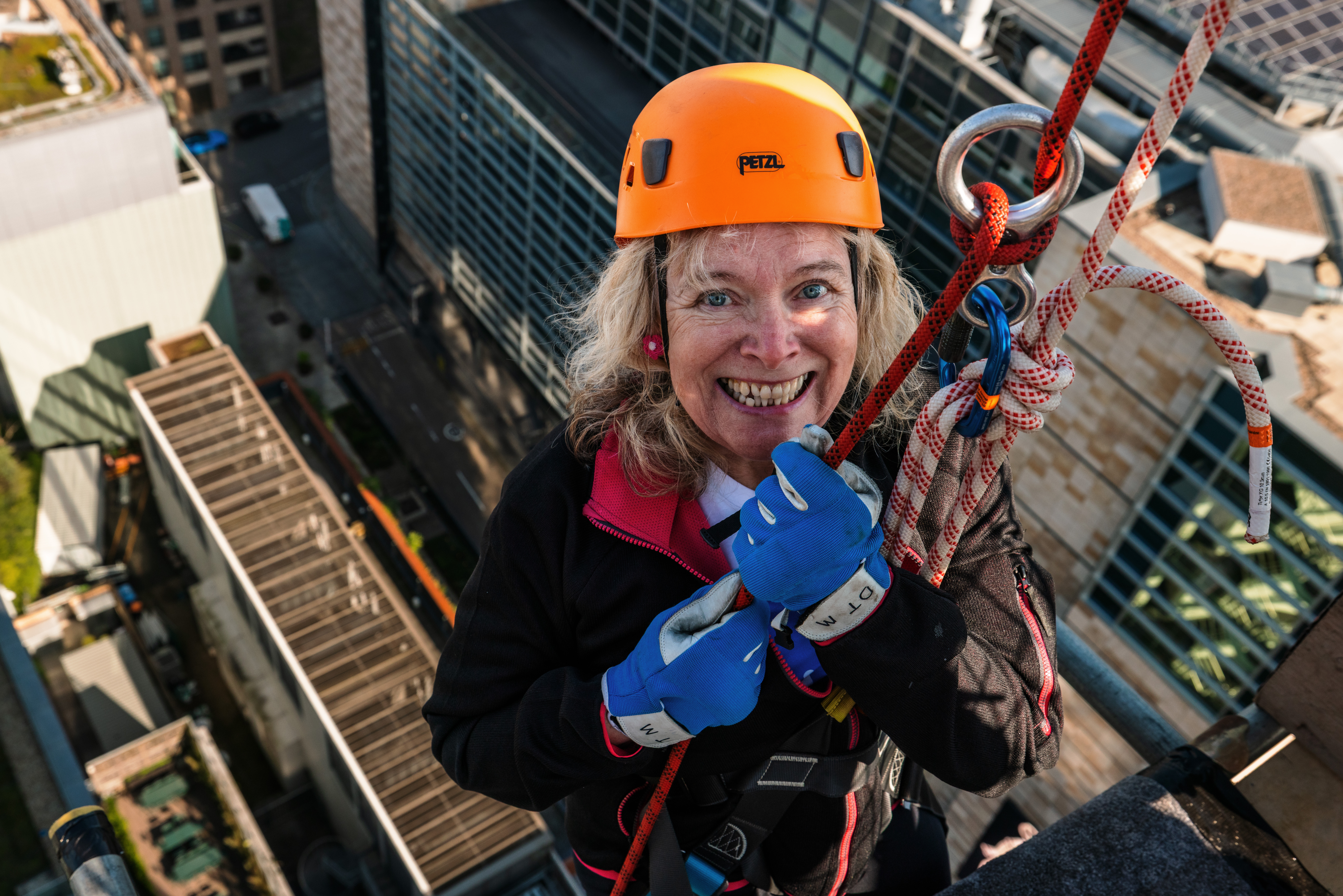 10 - 11am: Sarah Roof 2