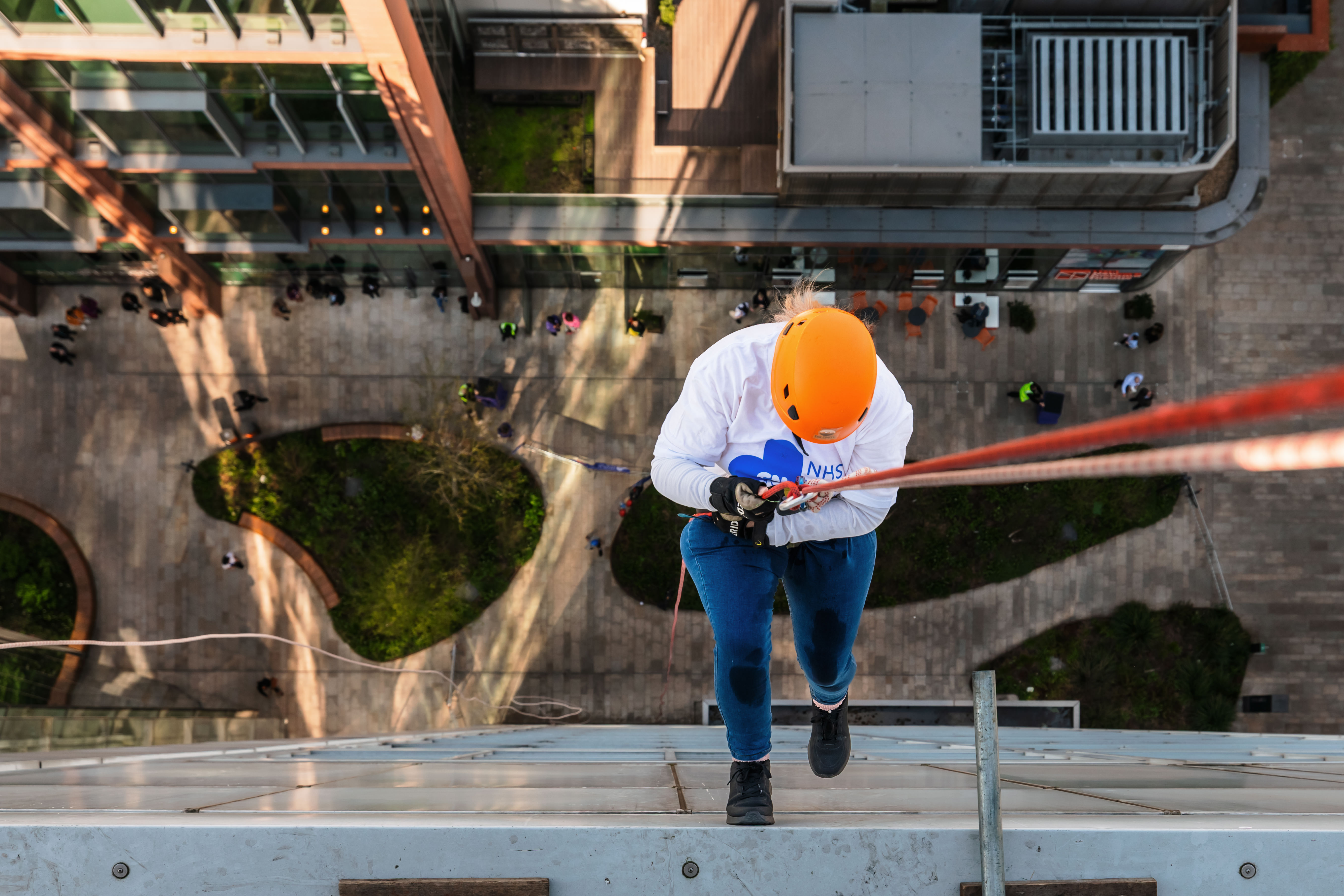 12-1pm: Joanna Picton abseiling 1