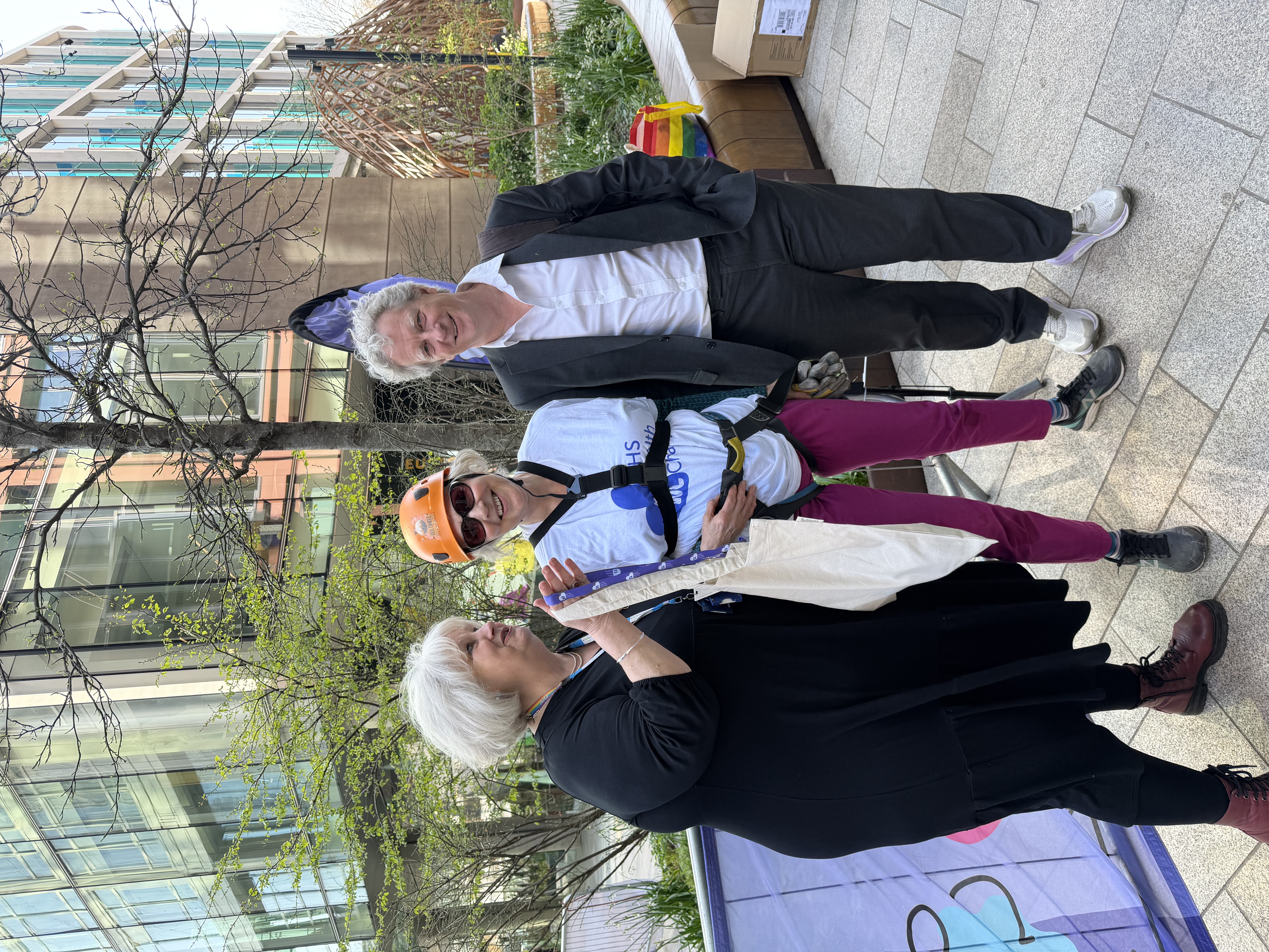 12-1pm: Claire with Di and Mark