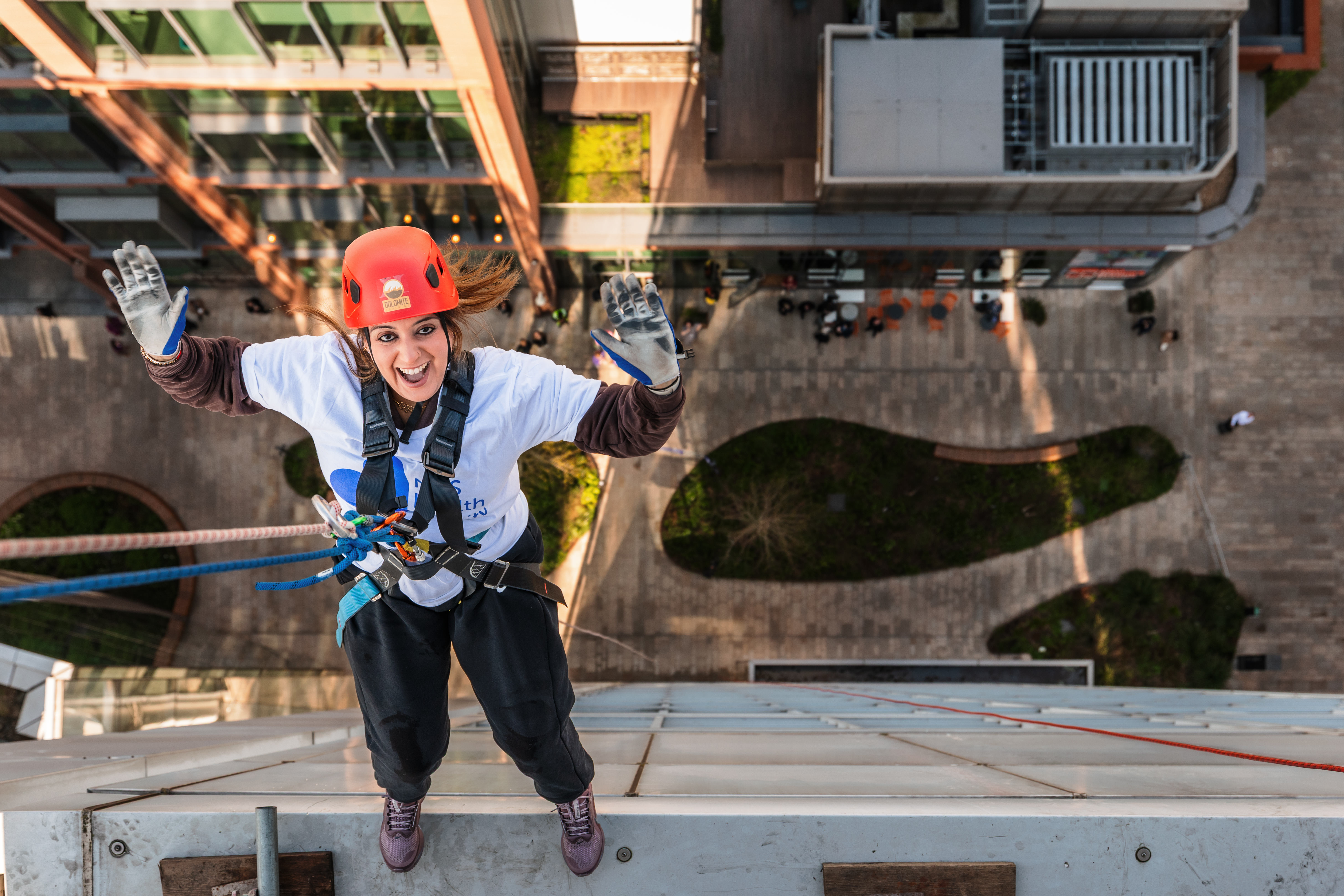 11 - 12pm:  Dilraj abseil 5