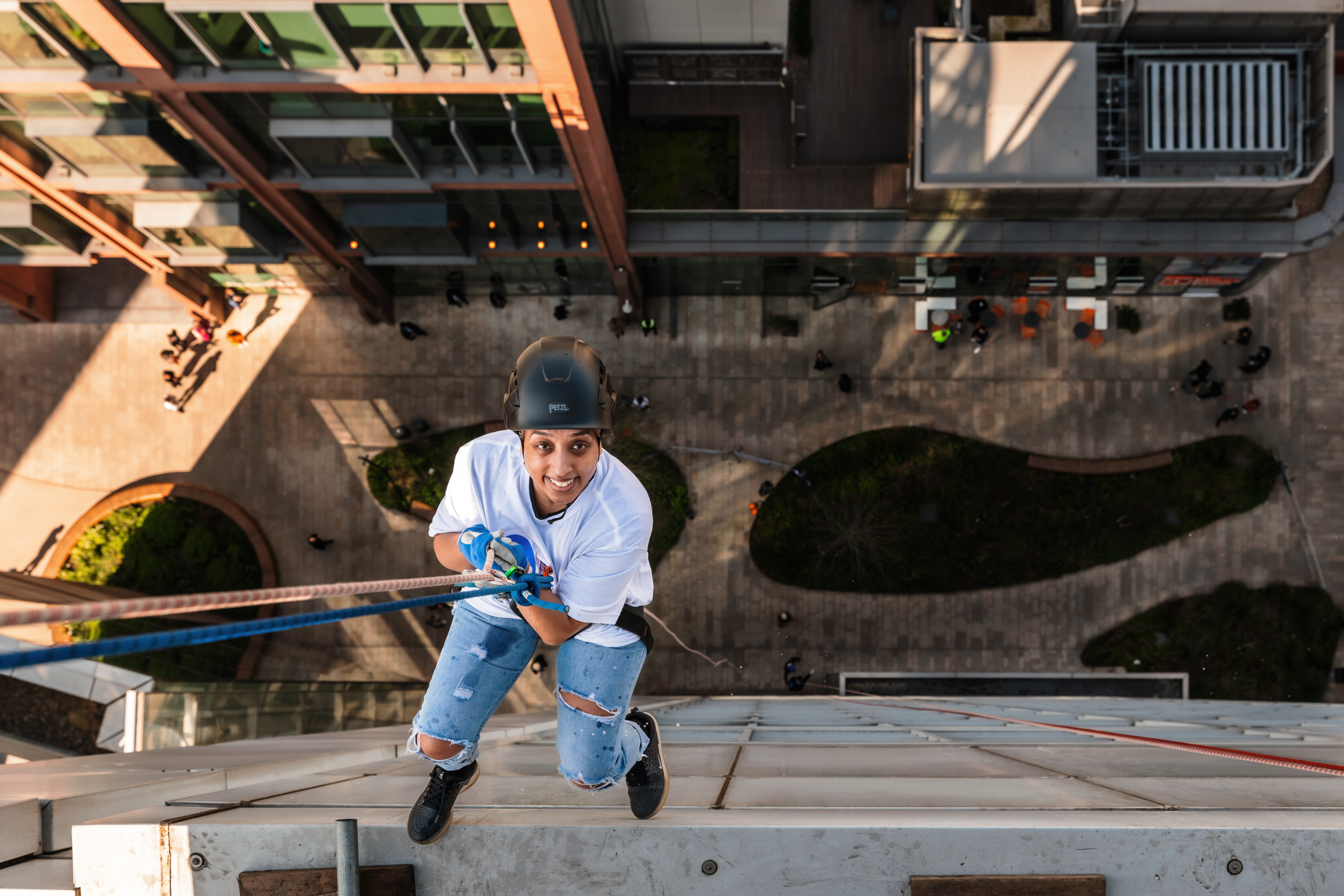 12-1pm: Kamal abseiling