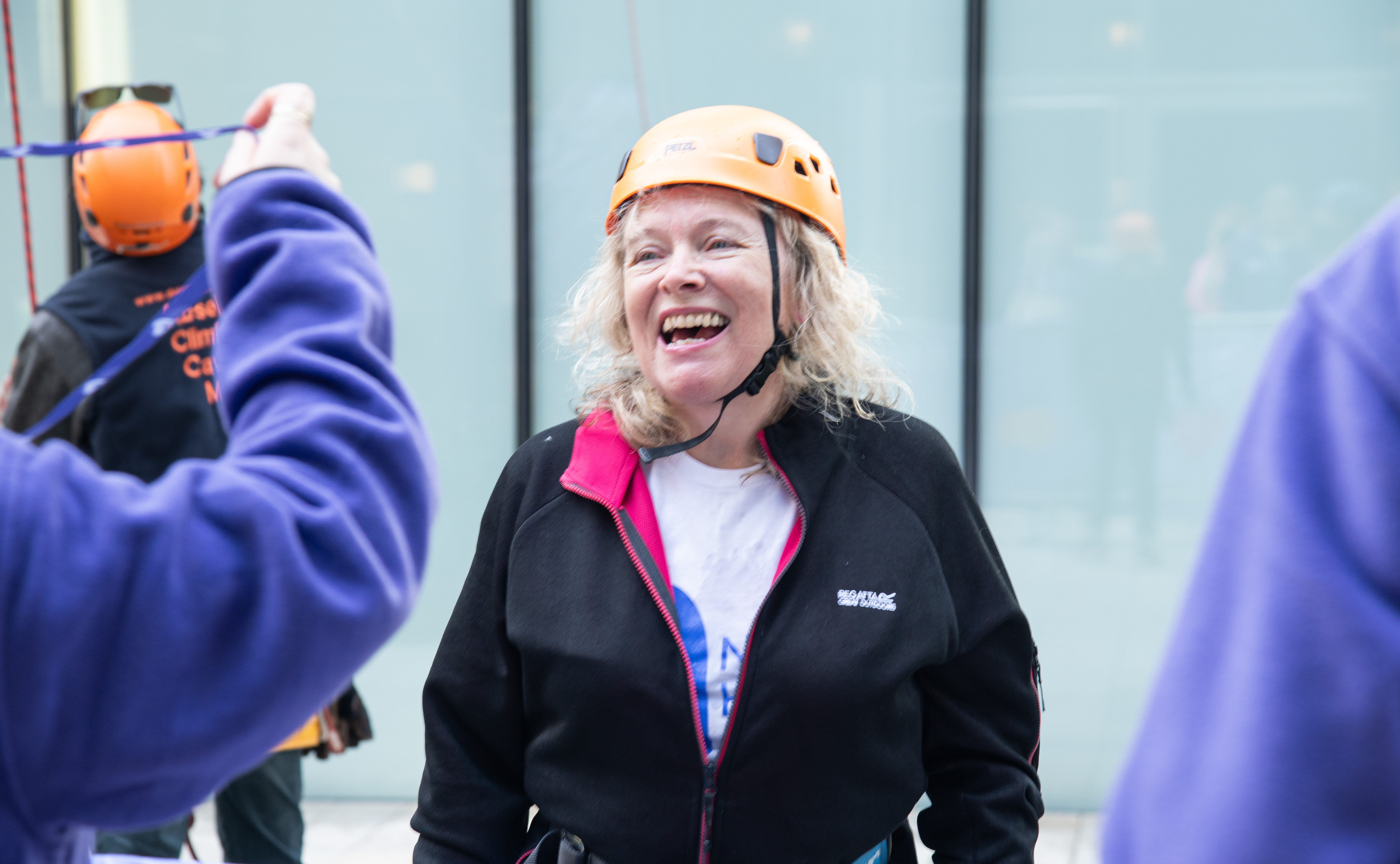 10 - 11am: Sarah Finish