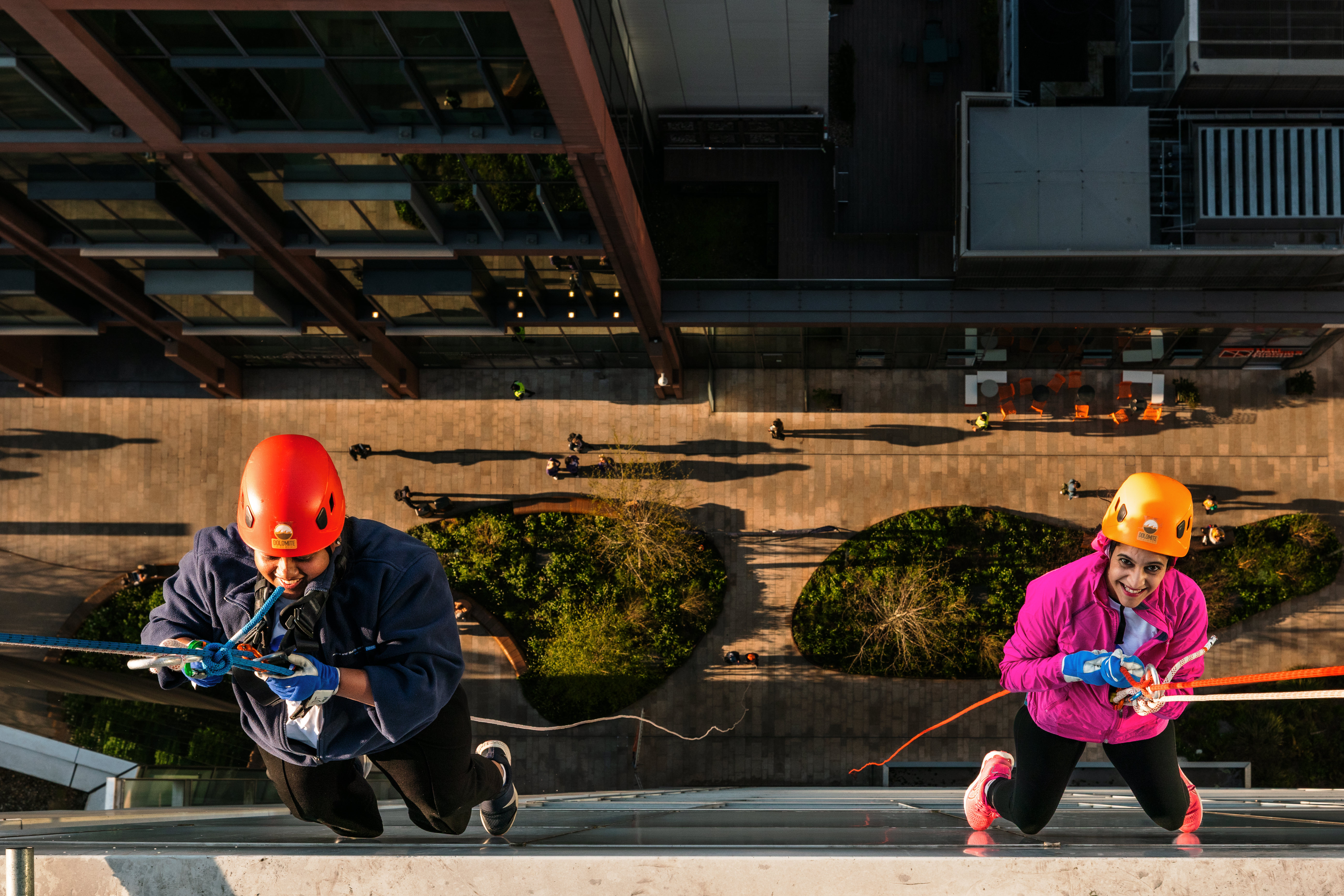 3-4pm: Taral and Dolly