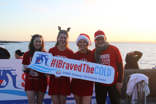 COPE Galway Christmas Swim Participants