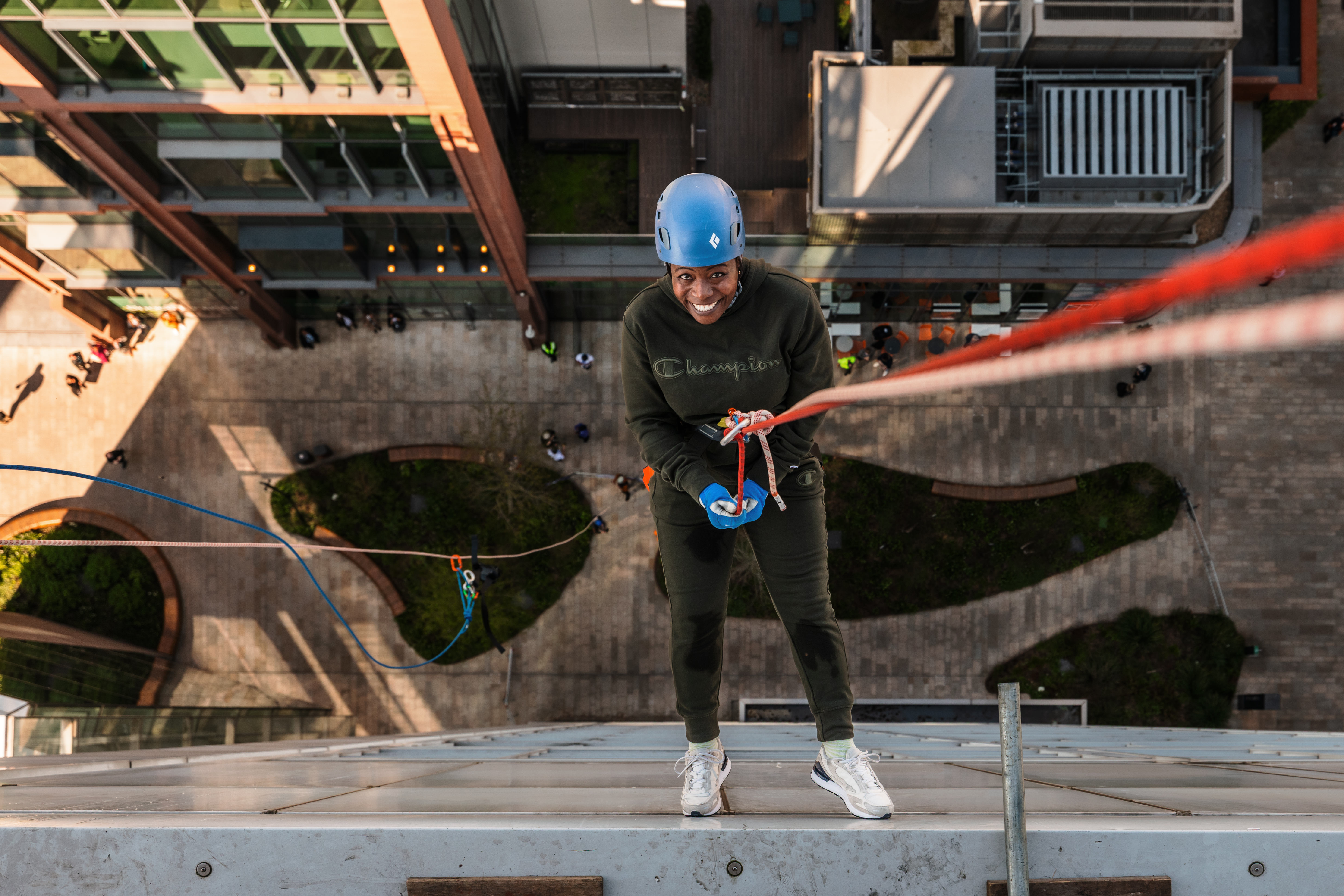 12-1pm: Trescel abseil 2