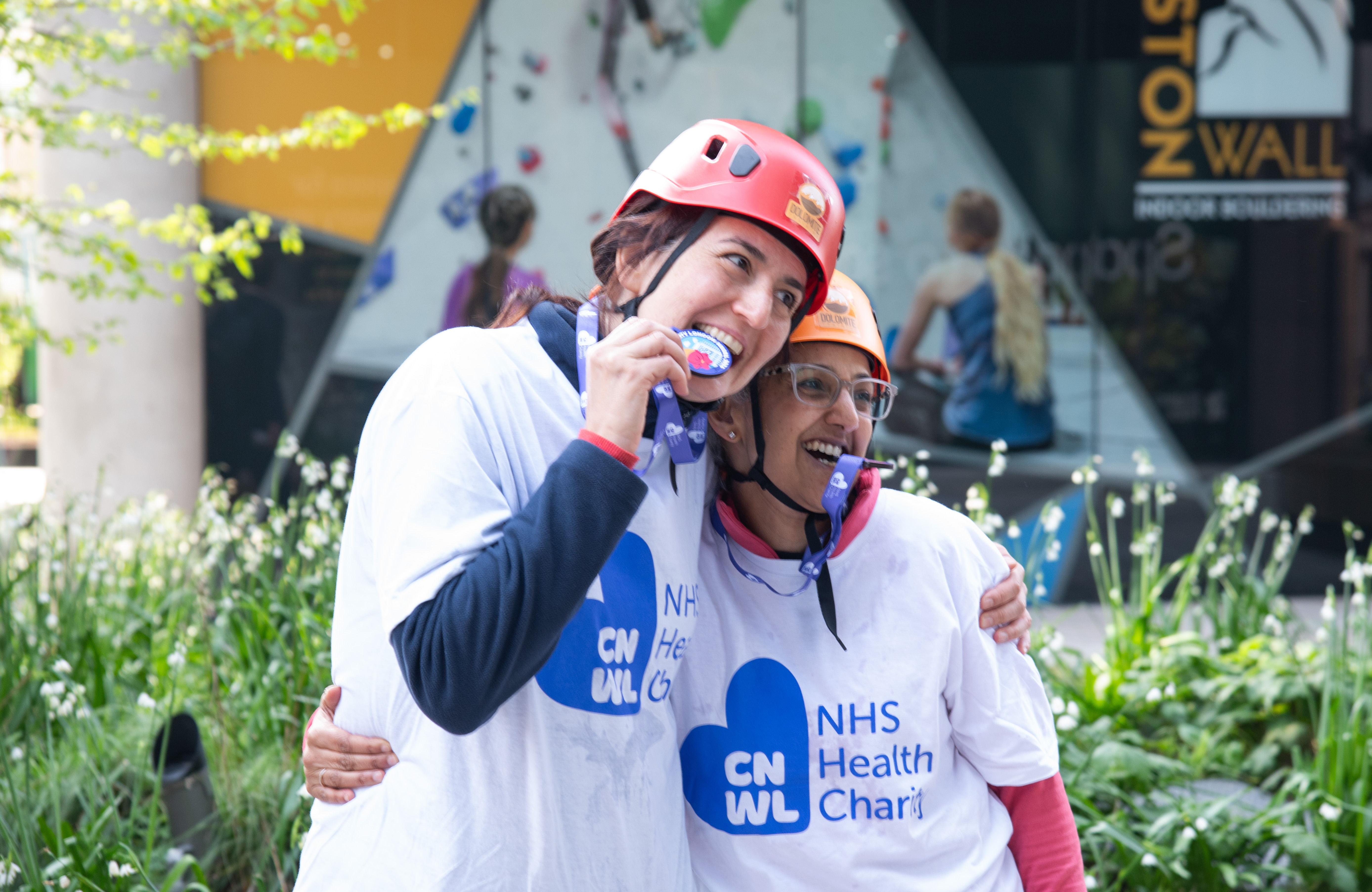 10 - 11am: Ami and Silvia