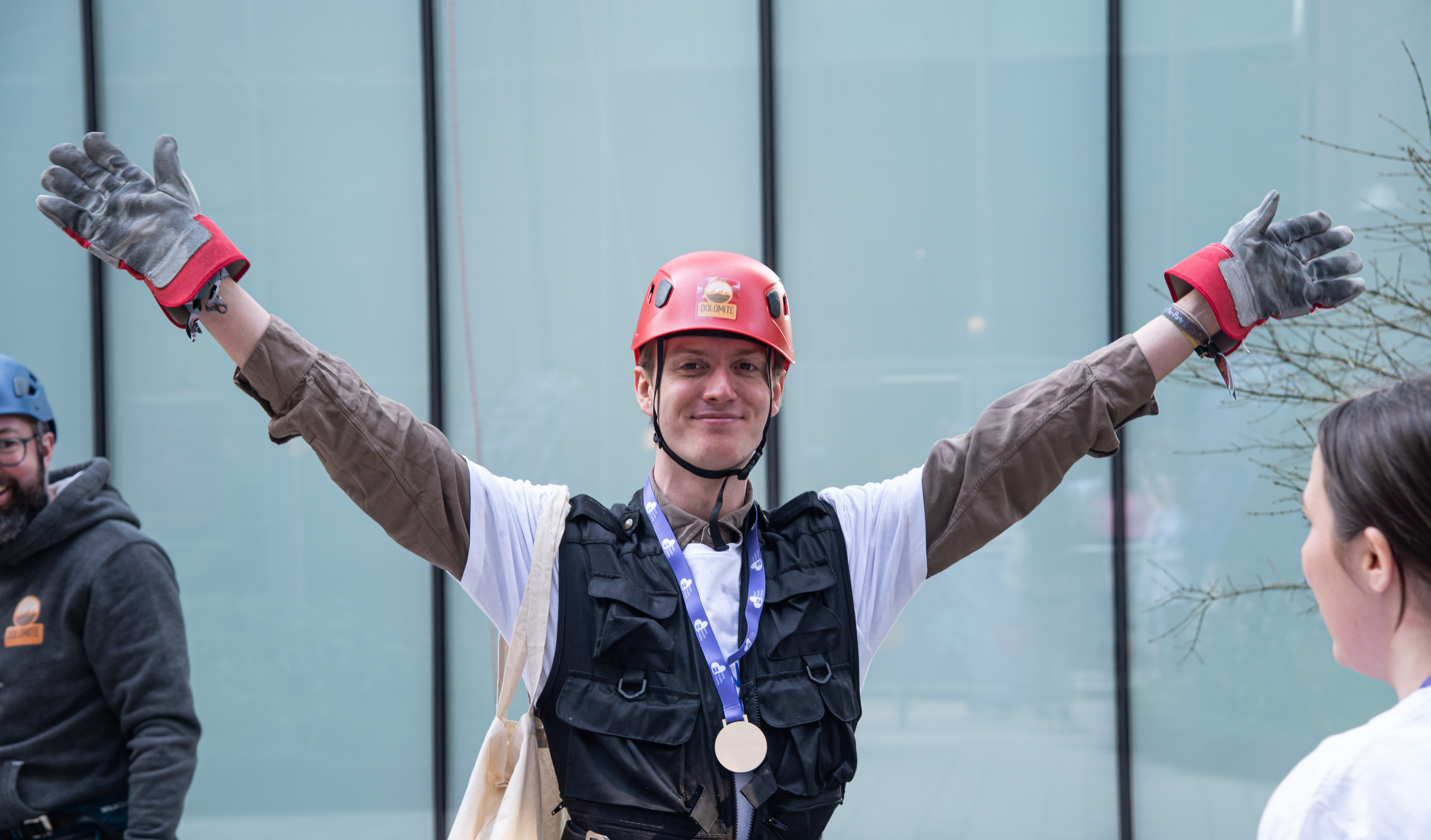 9-10am - Henry medal